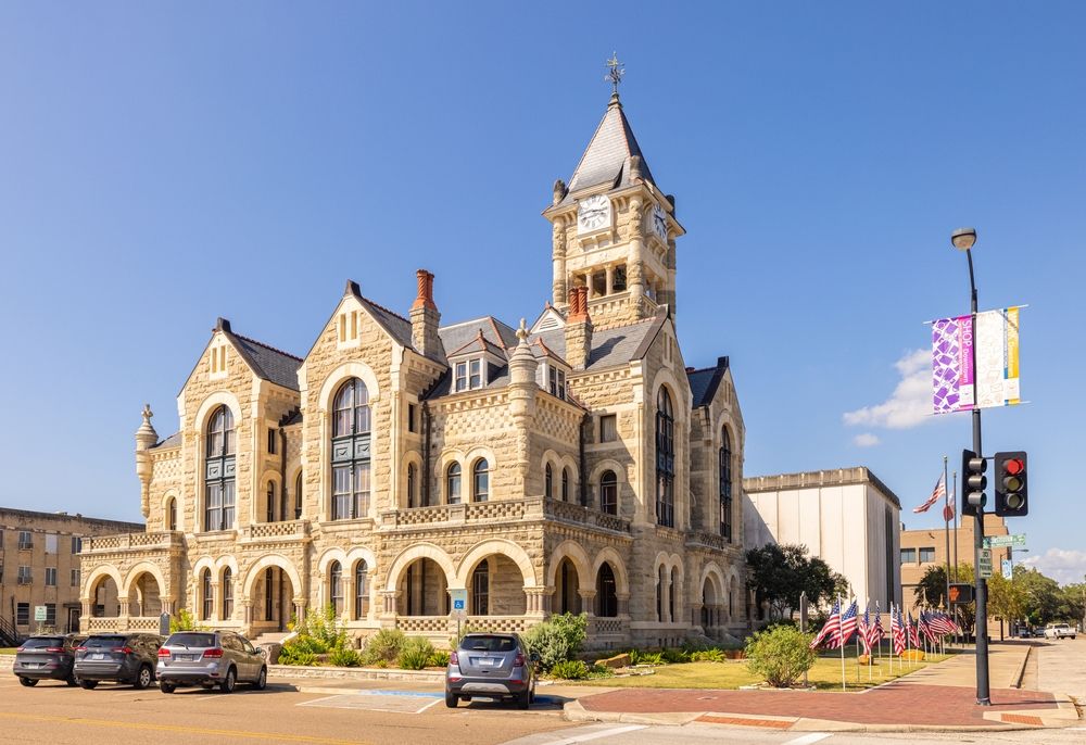 Rhino Pole Barns & Barndominiums - Victoria County Courthouse